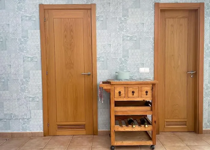 2-bedroom With Patio Next To Pool - *