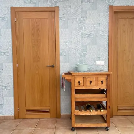 2-bedroom With Patio Next To Pool - *