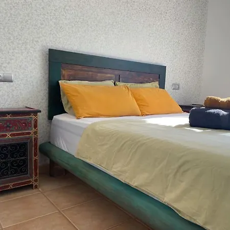 Daire 2-bedroom With Patio Next To Pool -