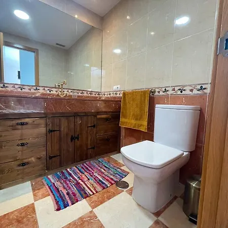Appartement 2-bedroom With Patio Next To Pool -