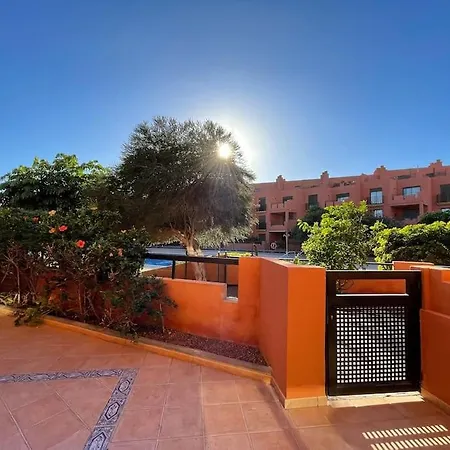 2-bedroom With Patio Next To Pool - La Tejita