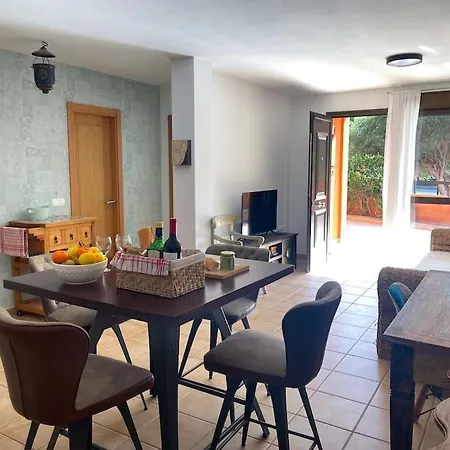 2-bedroom With Patio Next To Pool - * La Tejita